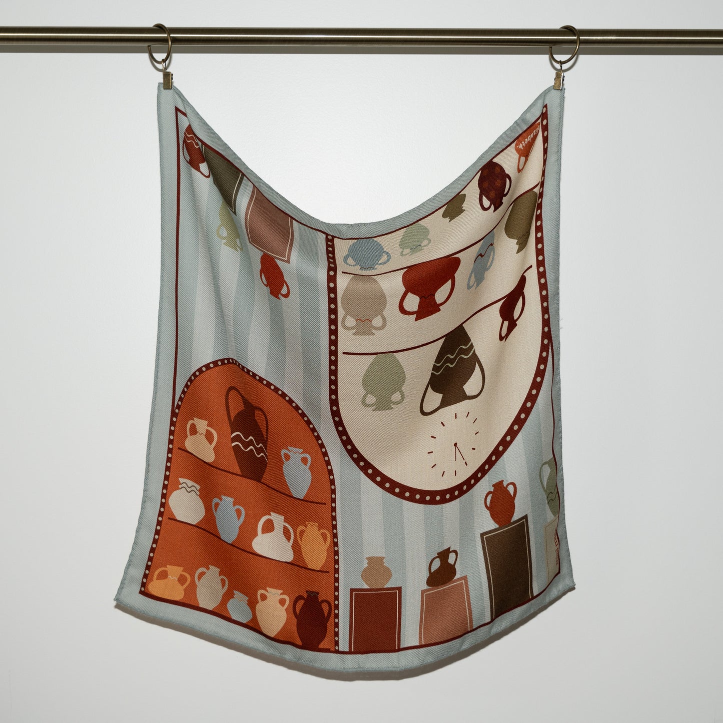 074 earthen vessels blue - wool
