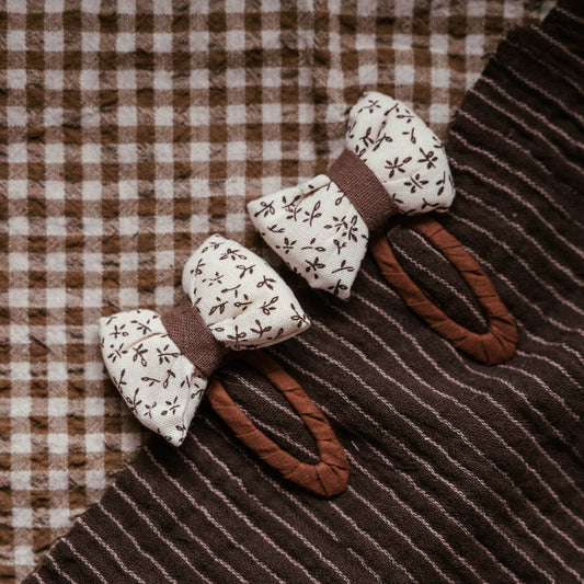 bow scarf clips - ditsy print